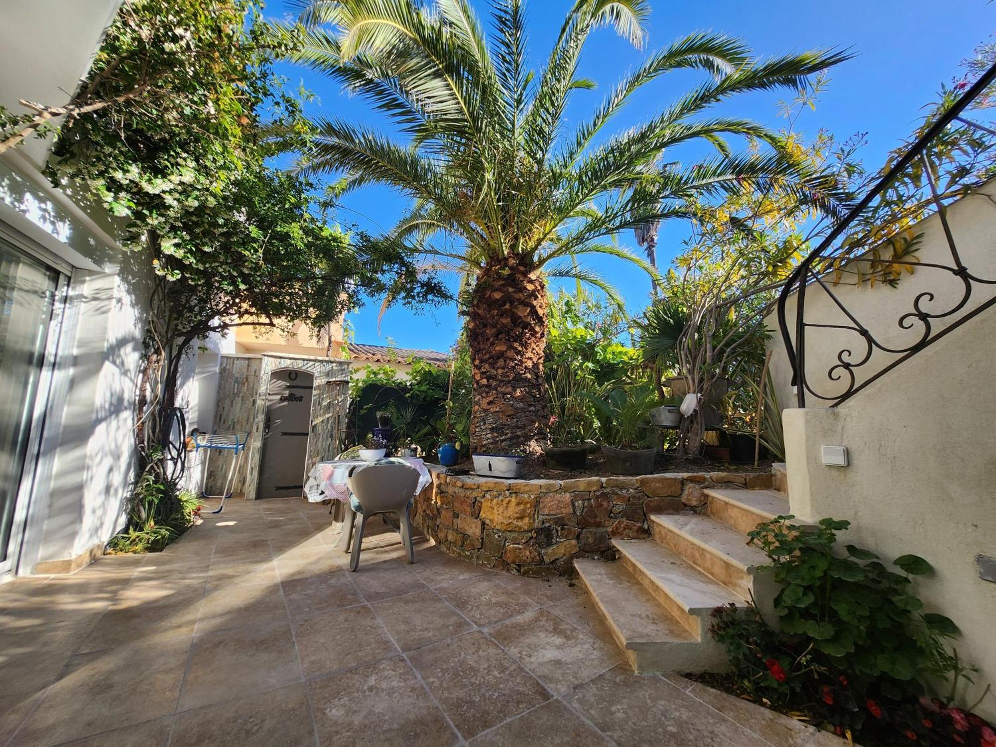 Les Rosieres Sainte Maxime-Golf De Saint Tropez, Climatisee Номер фото
